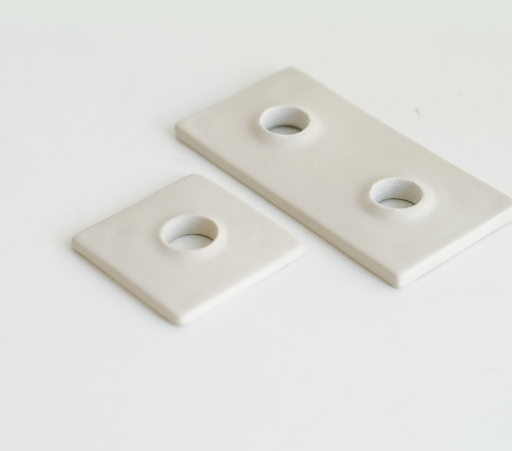Forma Ceramic Candle holders (Pack of 2)