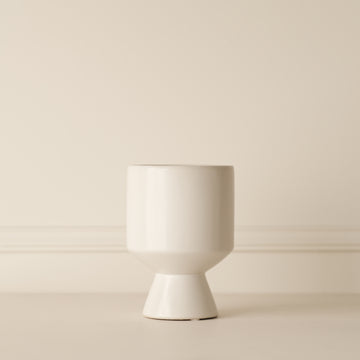 Glossy Pedestal Vase